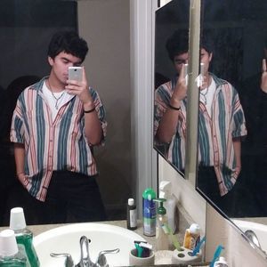 Meet your Posher, Javier